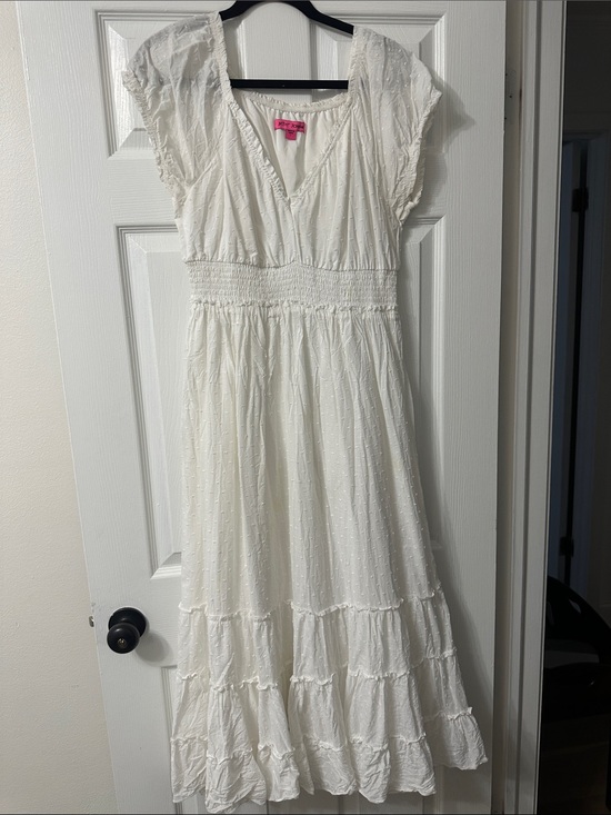Betsey Johnson Dresses & Skirts - Betsey Johnson White Smocked Waist Tiered Maxi Dress